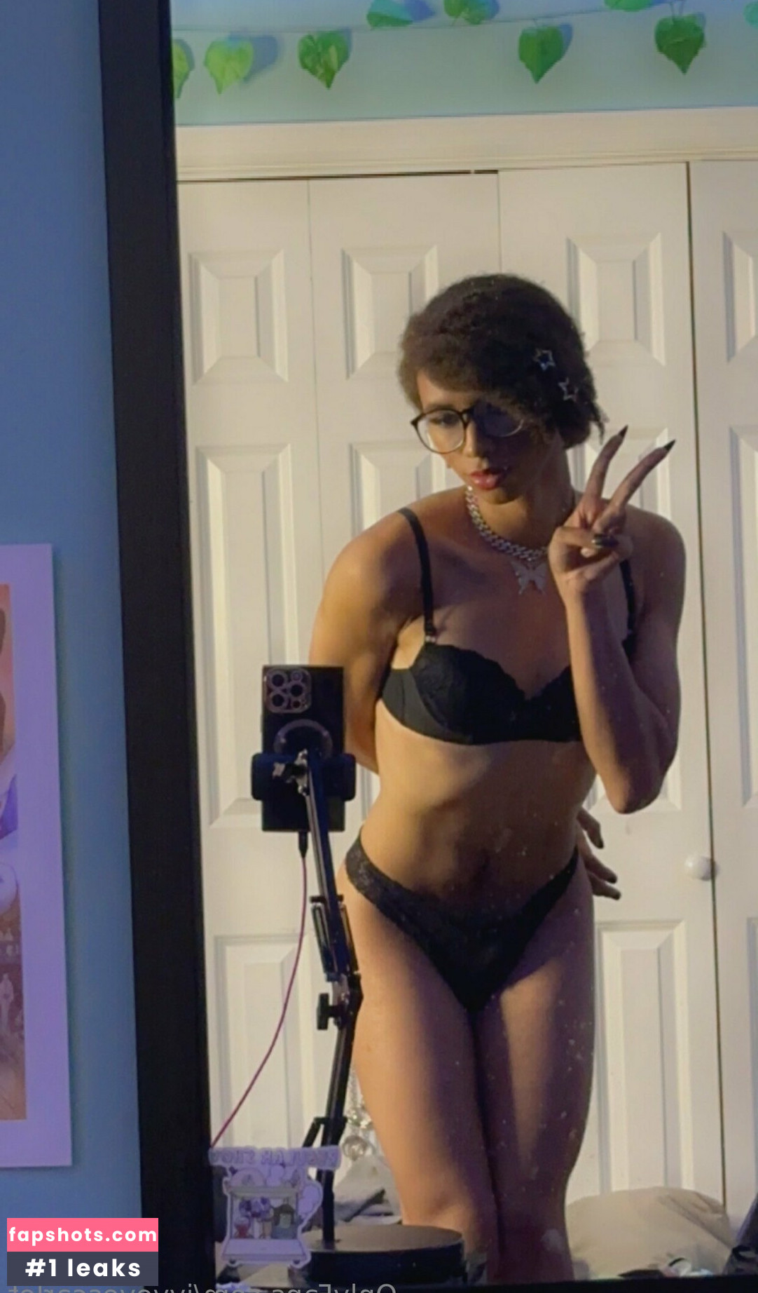 ivyevescarlet gallery photo #16