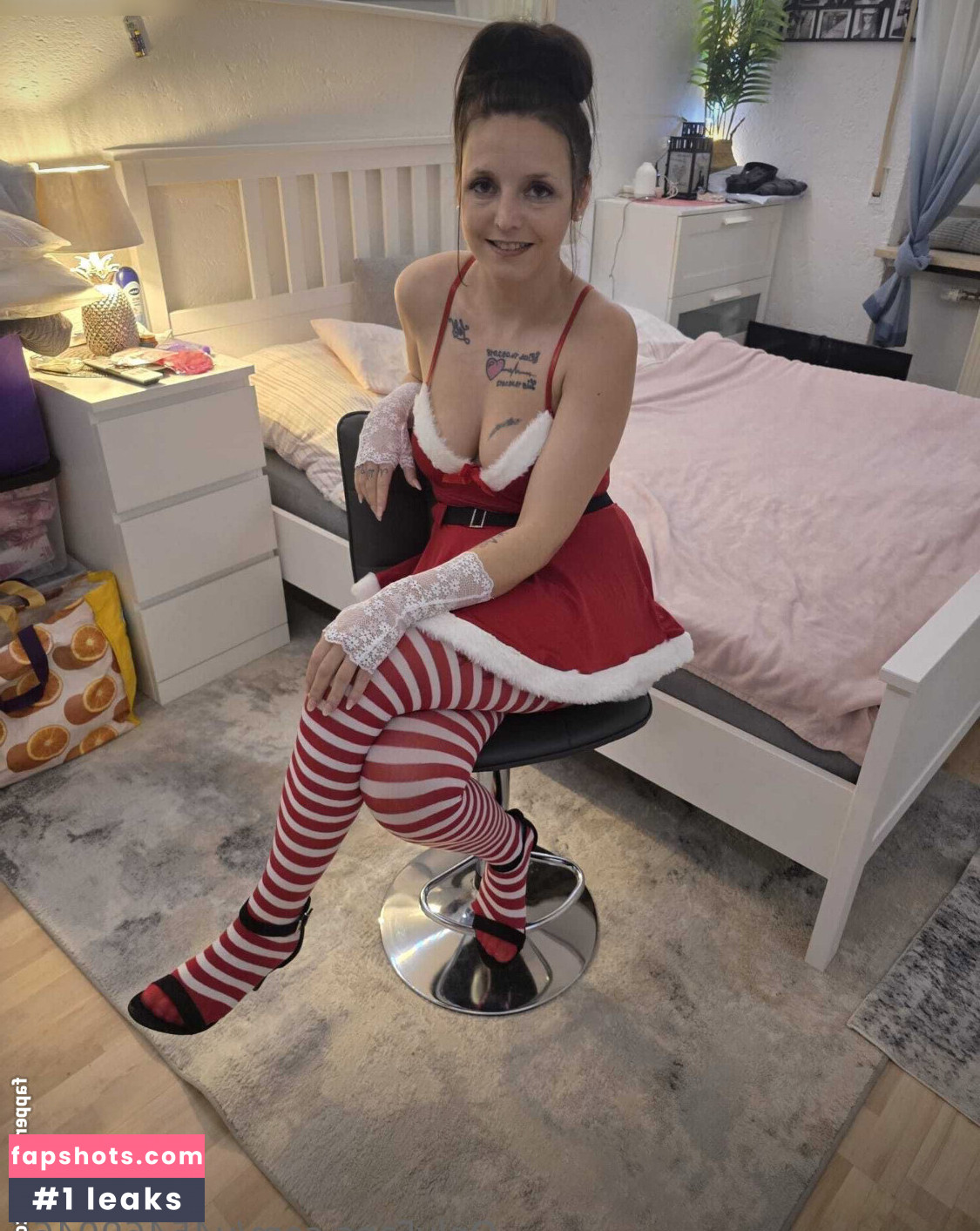 ivyvivi gallery photo #4