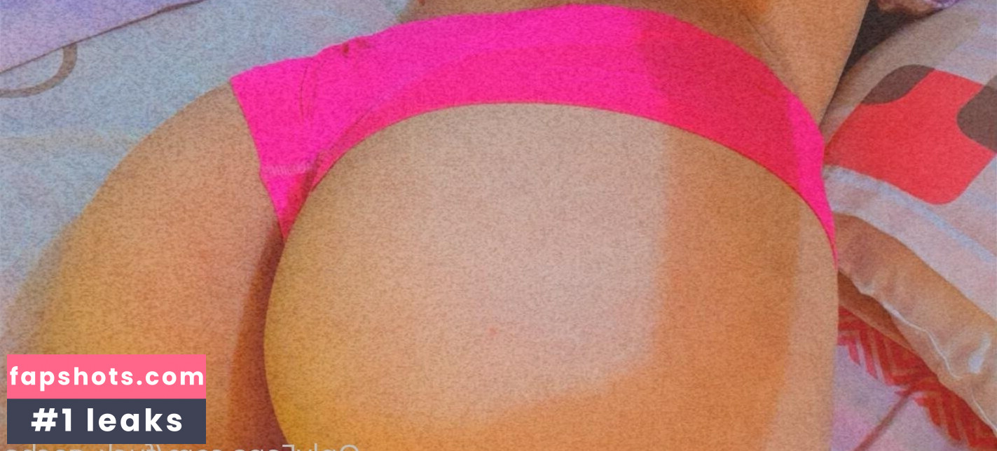 Iwaifu gallery photo #24