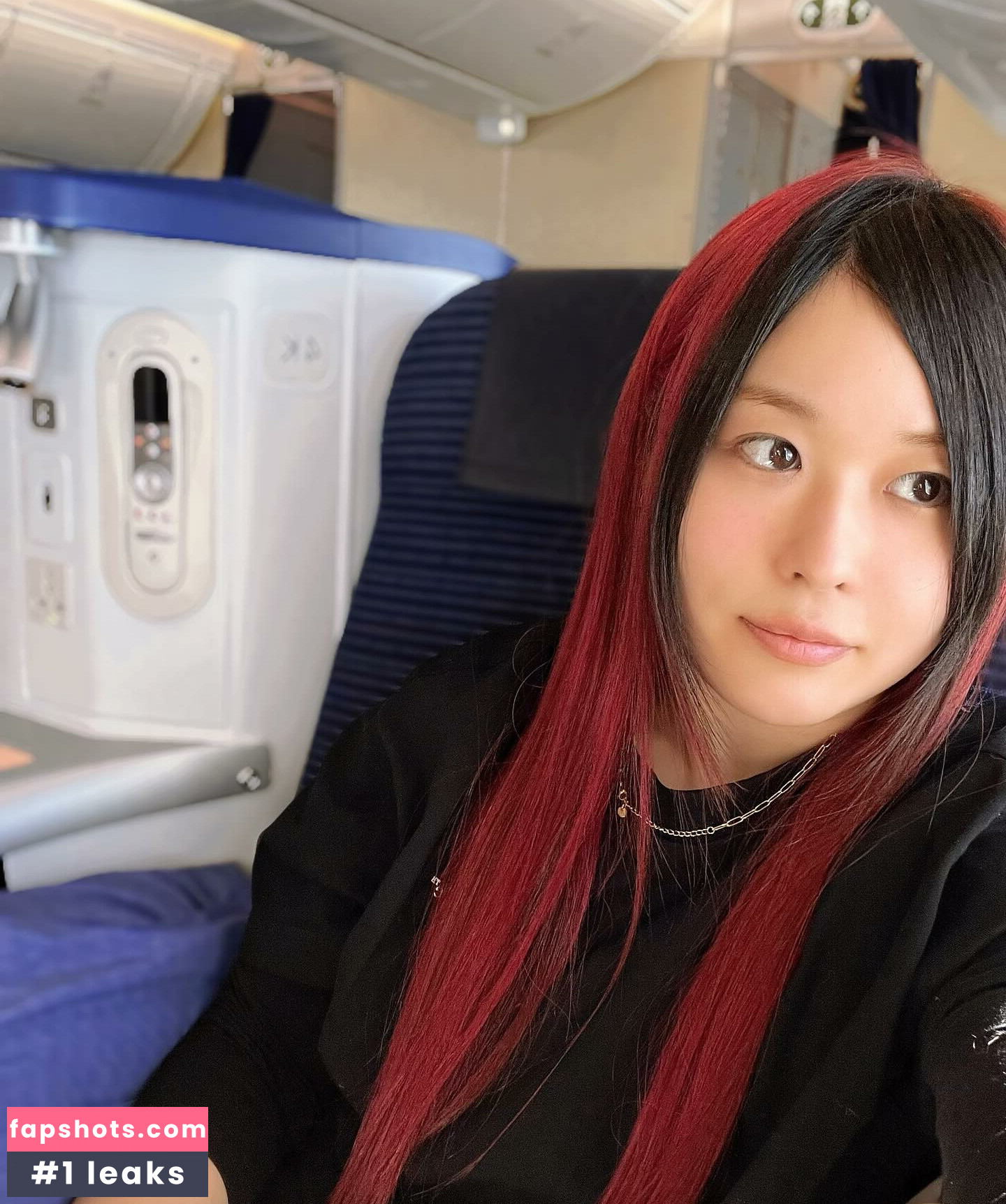 Iyo Sky gallery photo #120