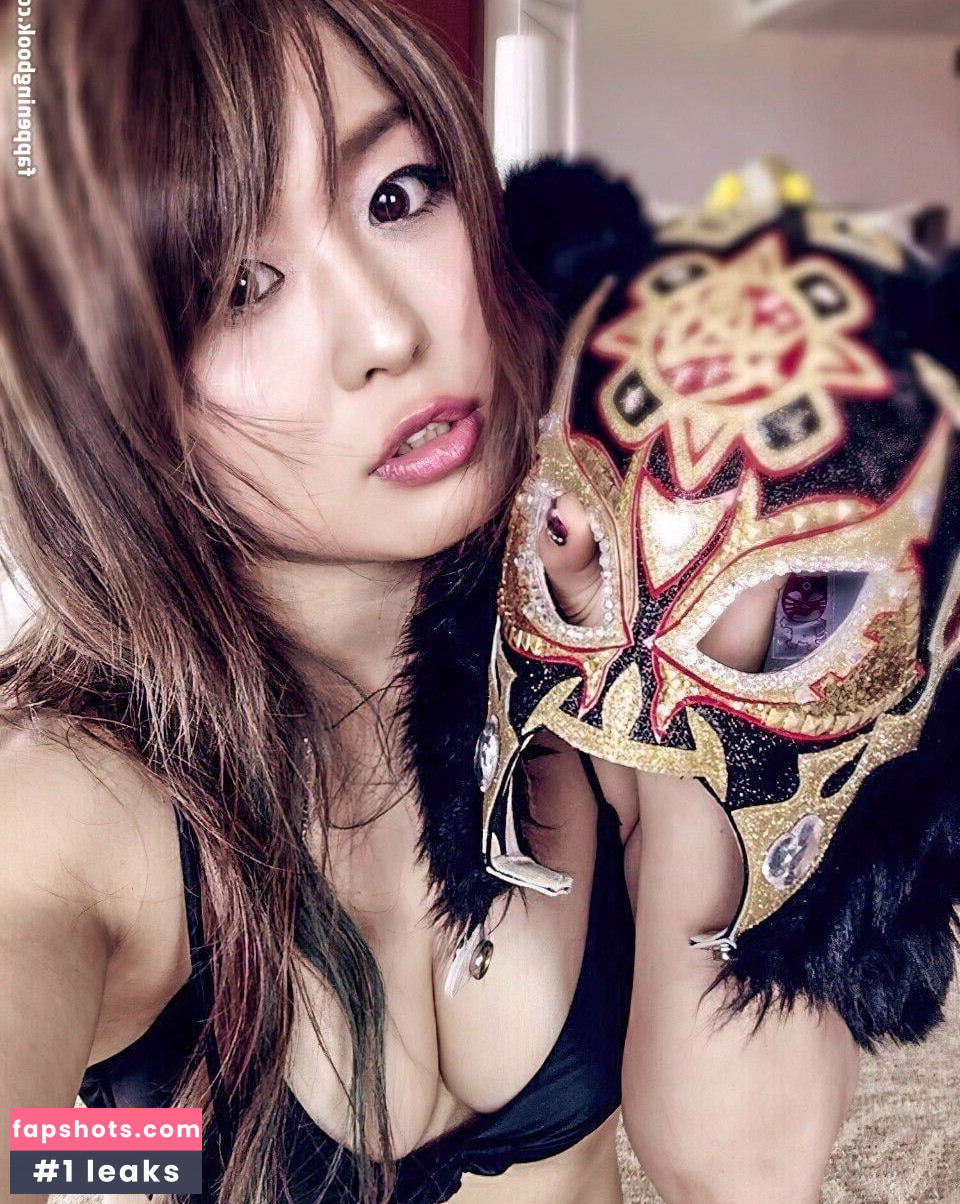 Iyo Sky gallery photo #123