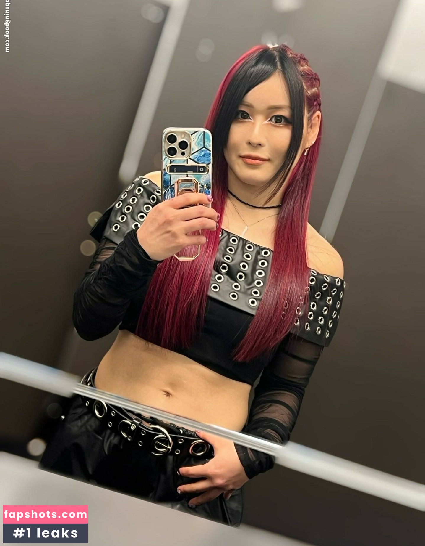 Iyo Sky gallery photo #125