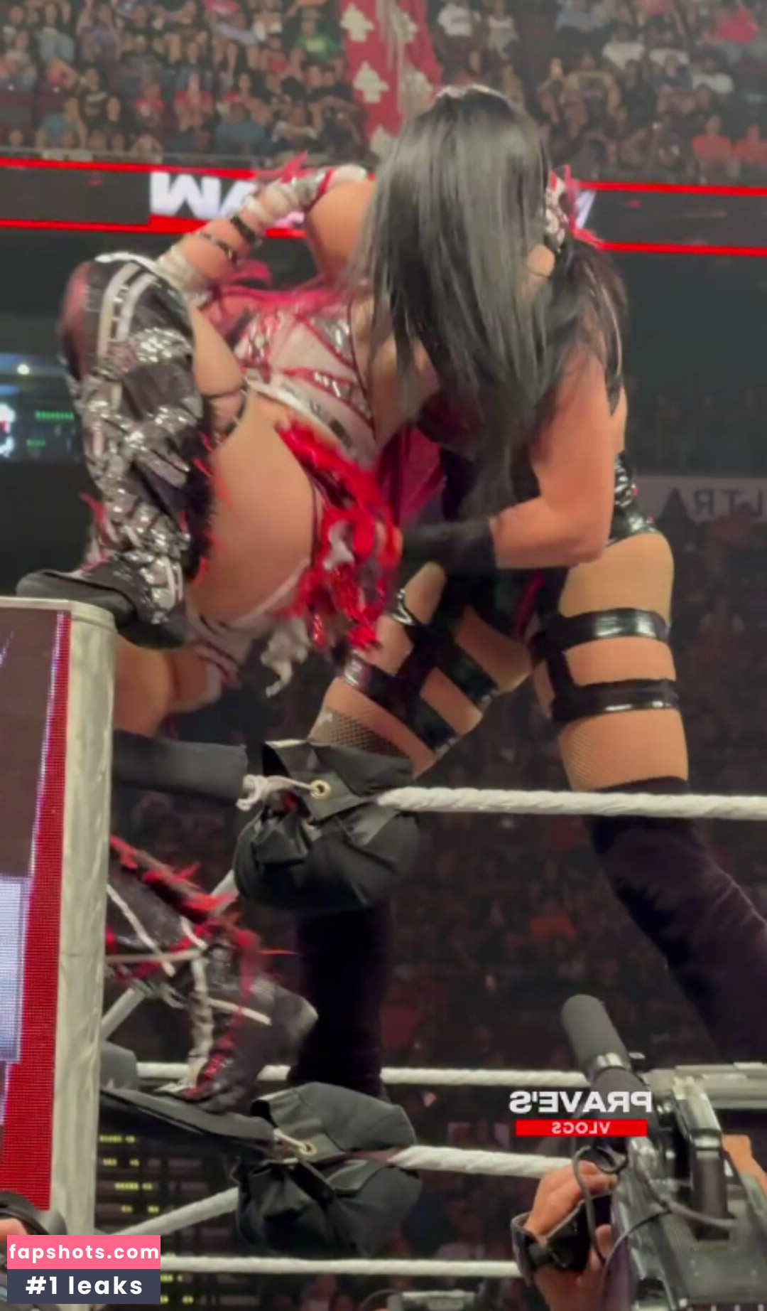 Iyo Sky gallery photo #31