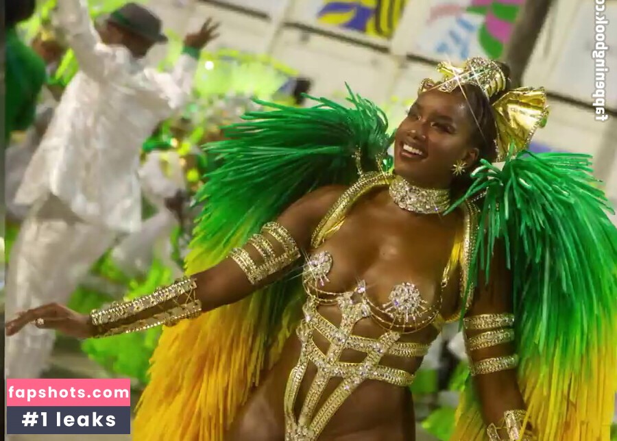 IZA gallery photo #89