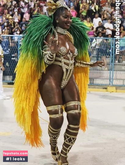 IZA gallery photo #95