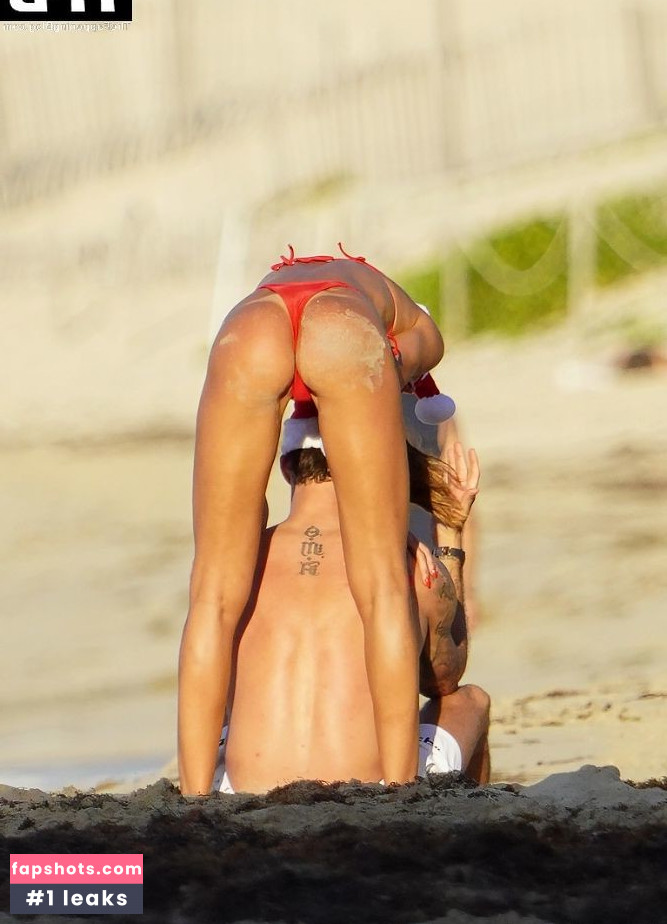 Izabel Goulart Nude Leaks OnlyFans Photos #309 - LeakJerk