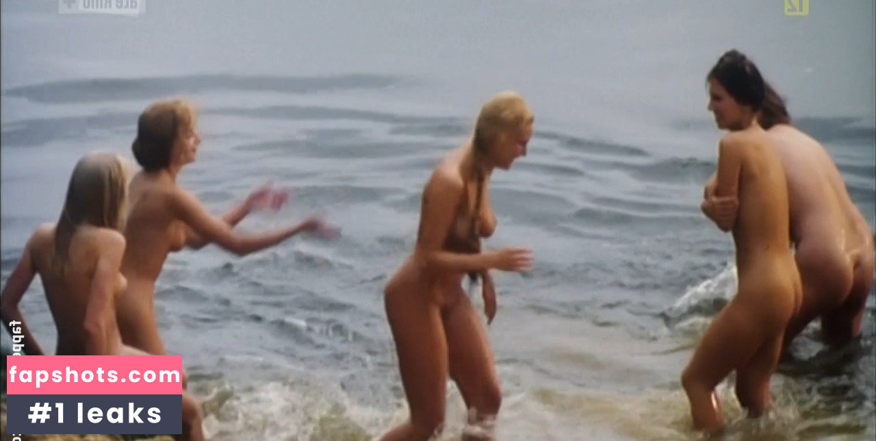 Izabella Bukowska gallery photo #3