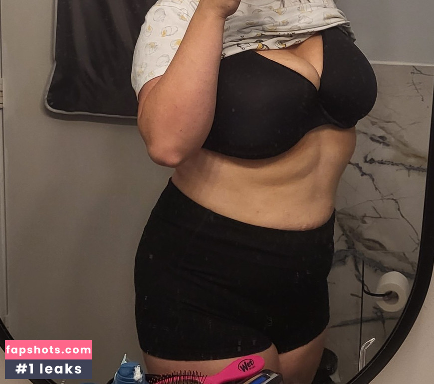 izizbusty Nude Leaks OnlyFans - Fapshots