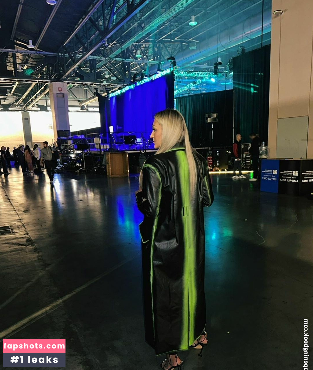 Izzi Dame gallery photo #107