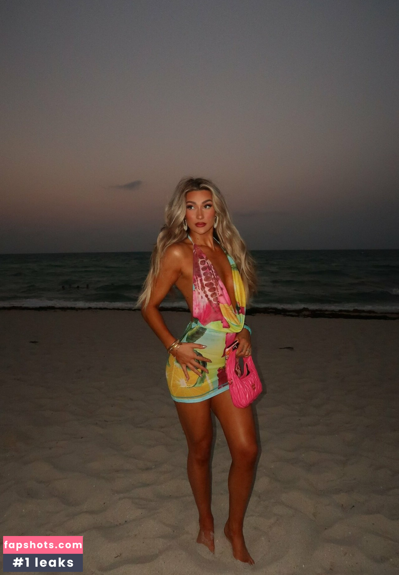 Izzi Dame gallery photo #52