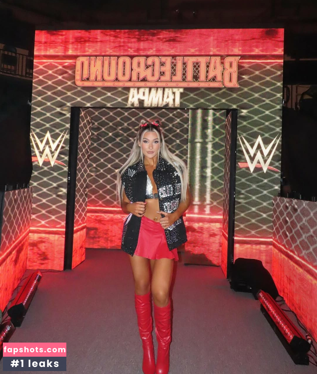 Izzi Dame gallery photo #64