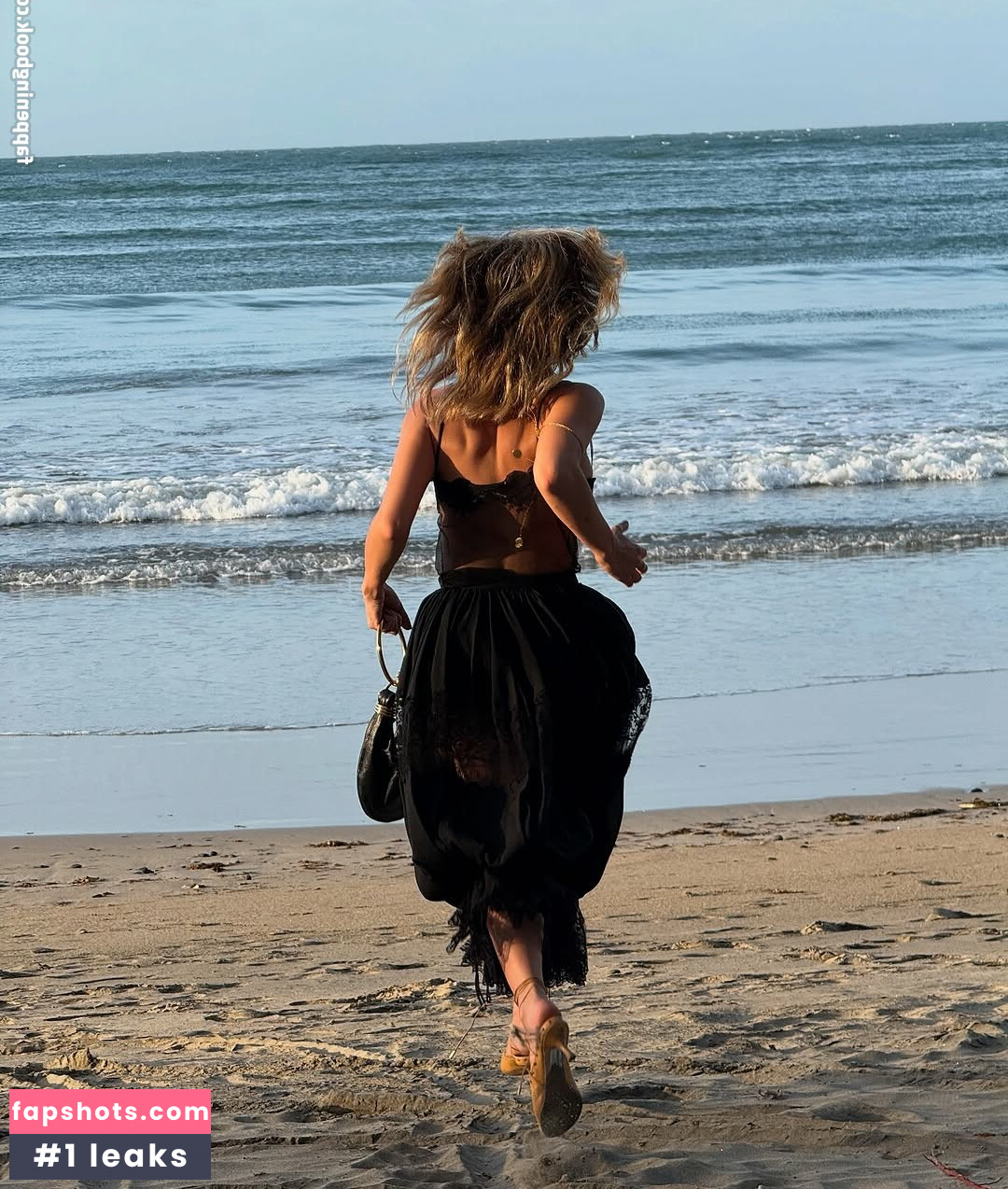 izzipoopi gallery photo #11