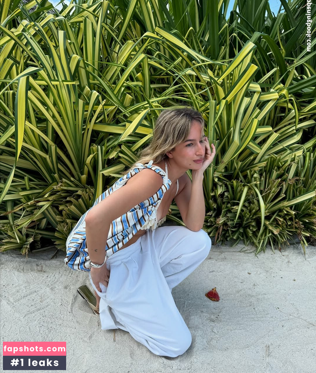 izzipoopi gallery photo #15