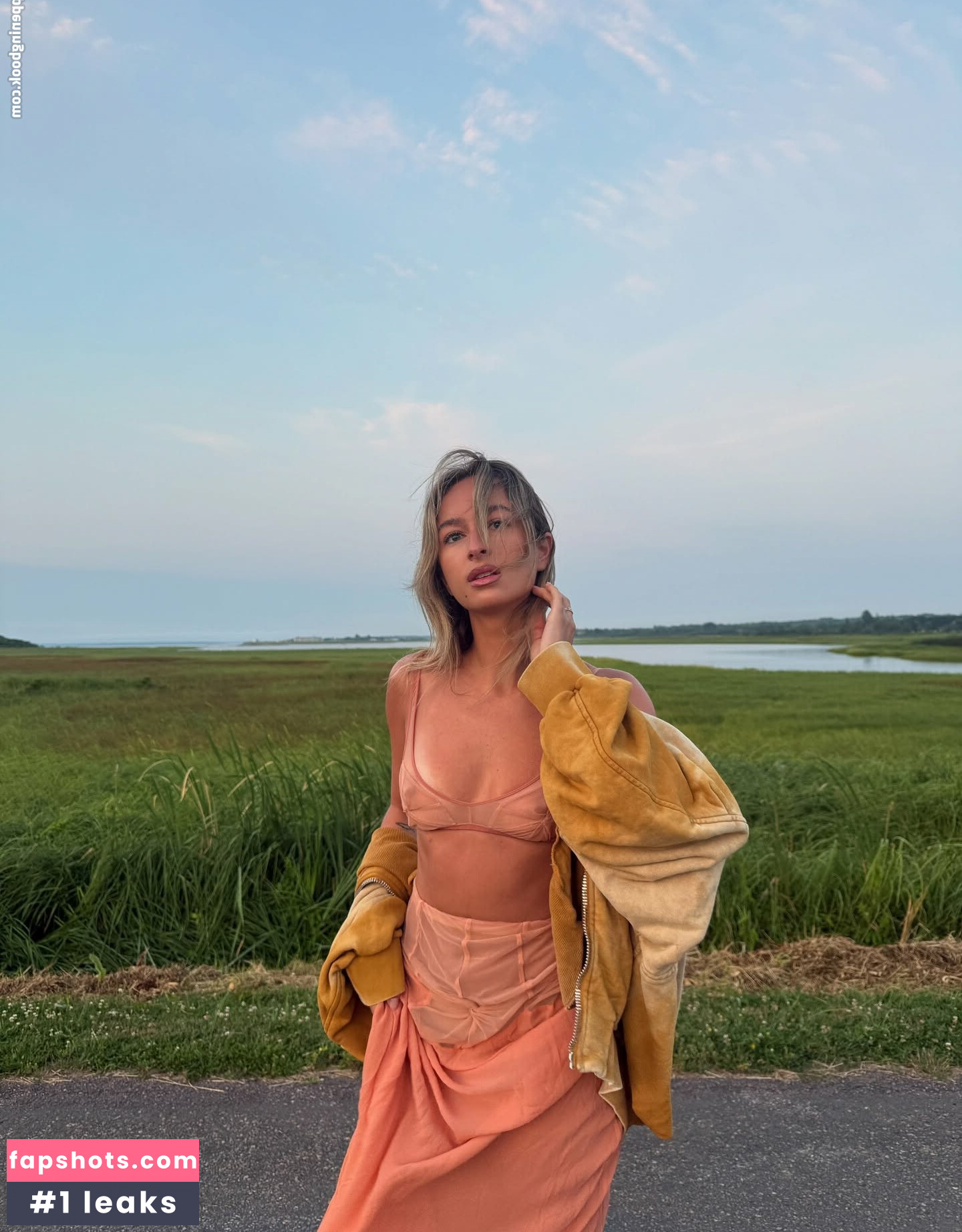 izzipoopi gallery photo #4