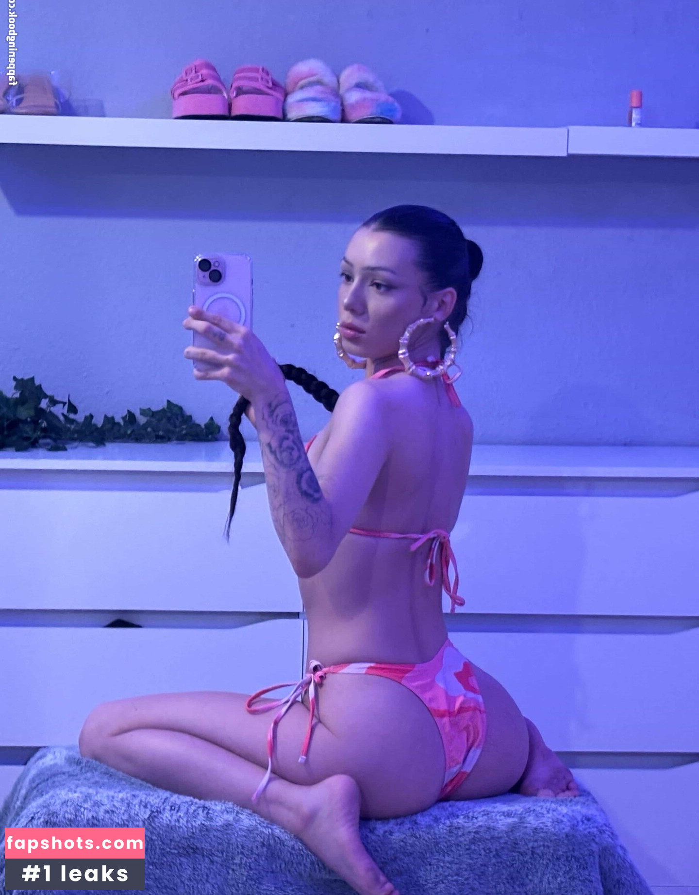 Izzlarissa gallery photo #9