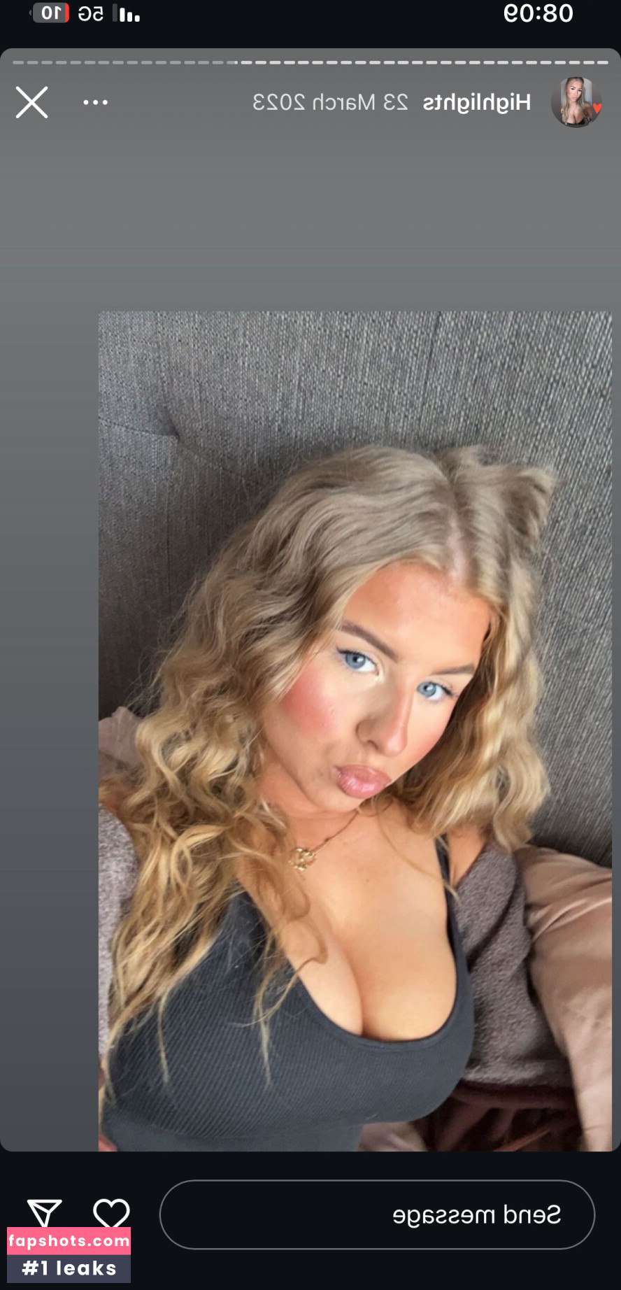 Izzrose.x nude babe gallery