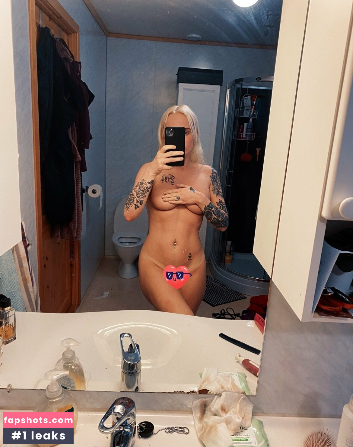 izzy_2505 gallery photo #9