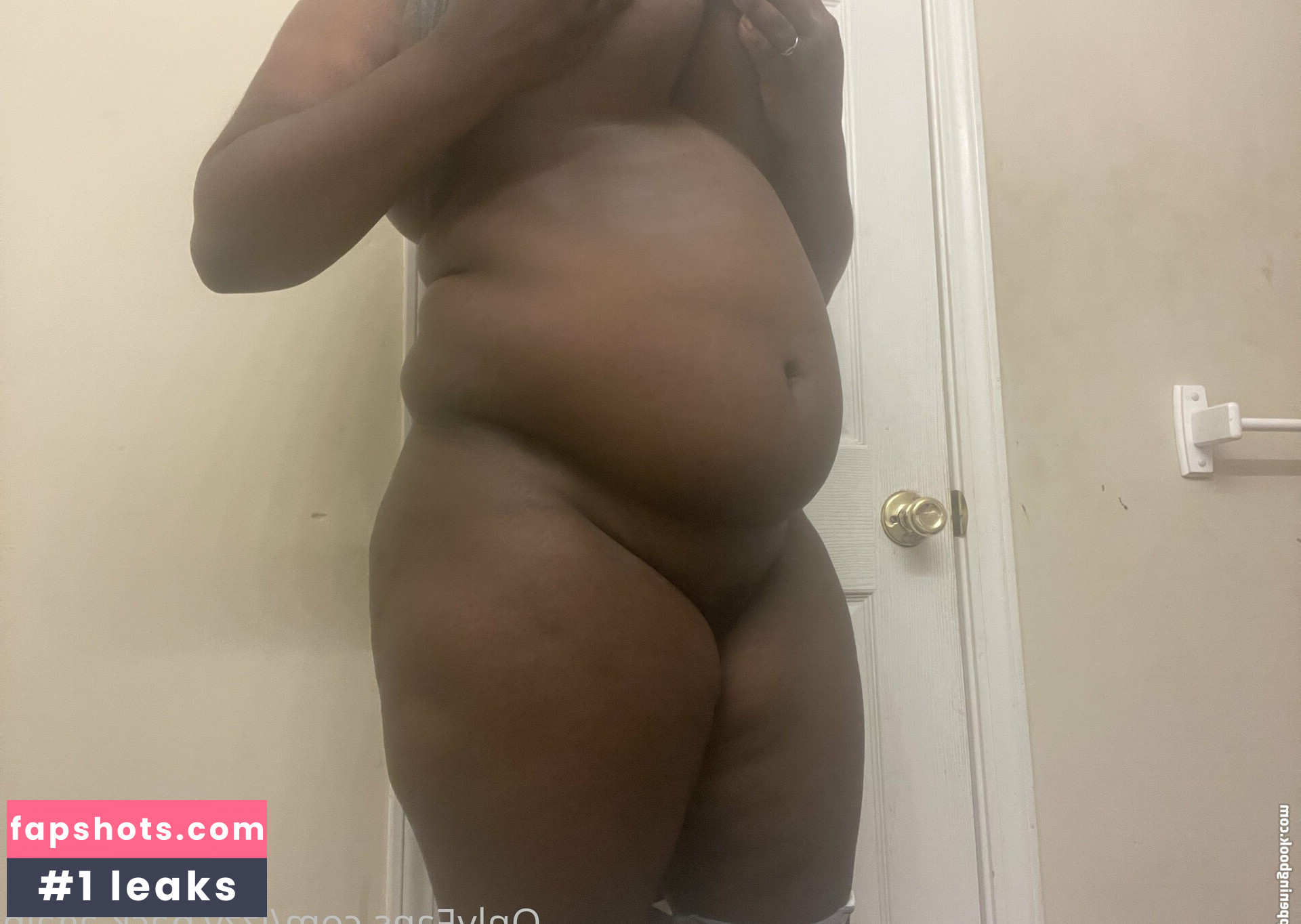 izzy.back.again Nahé úniky fotek pouze od fanoušků #2 - Fapshots