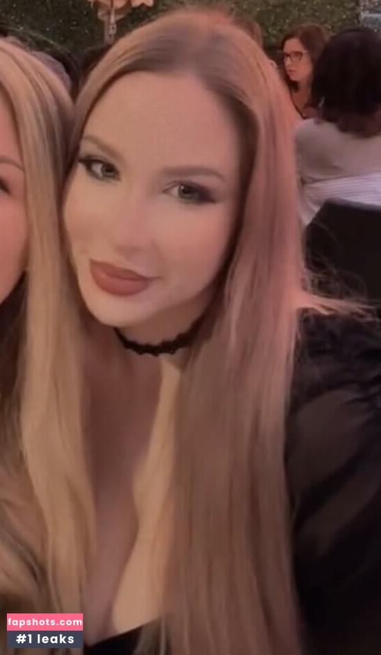 Izzy G gallery photo #71