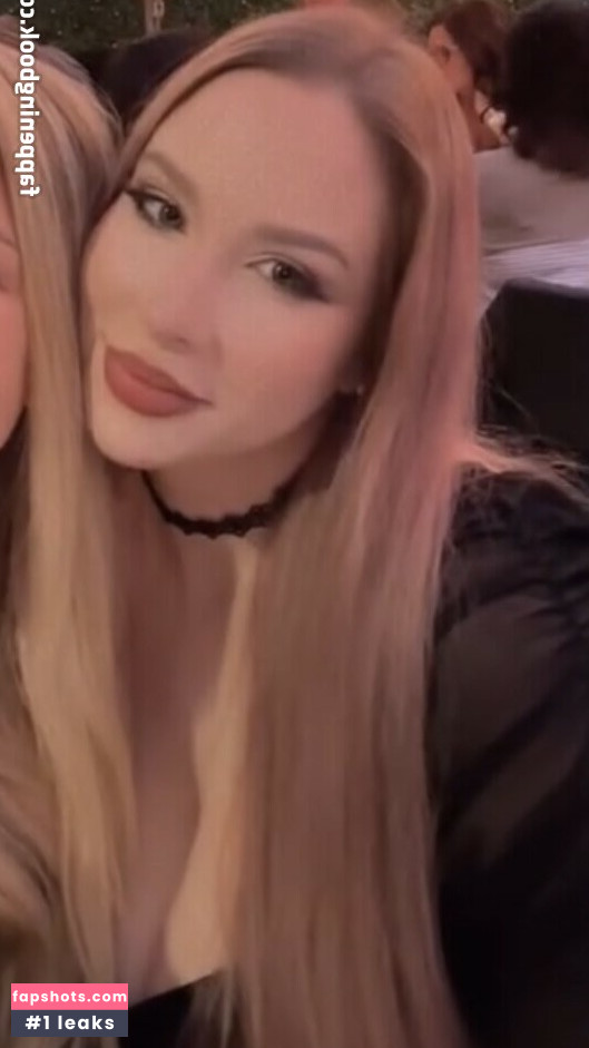 Izzy G gallery photo #74