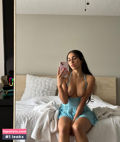 Izzy Green gallery photo #943