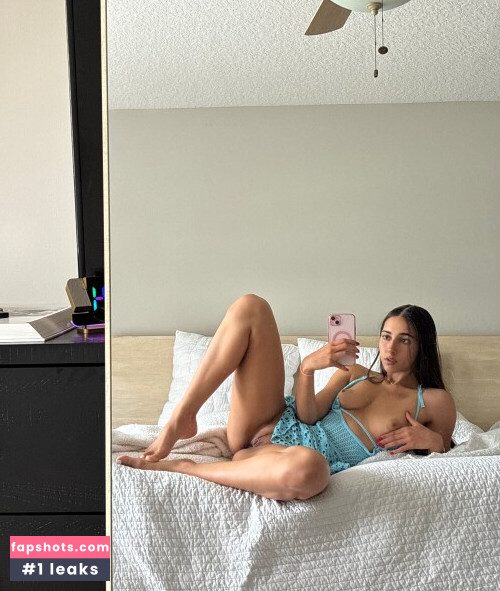 Izzy Green gallery photo #945