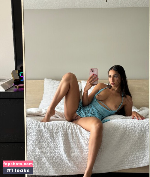 Izzy Green gallery photo #946