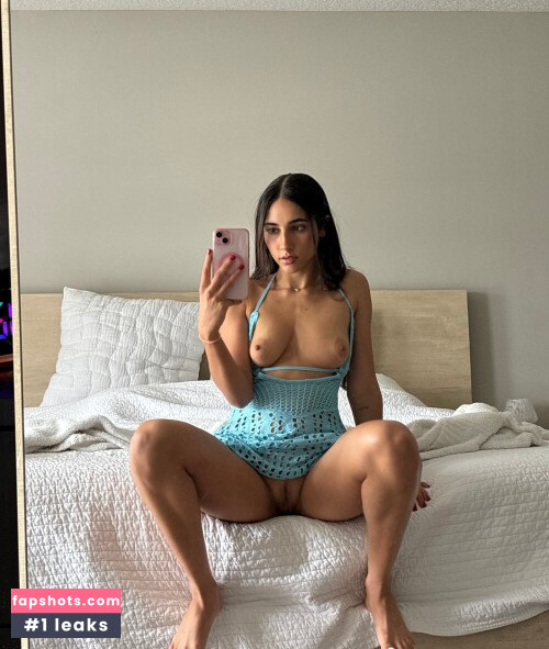 Izzy Green gallery photo #948