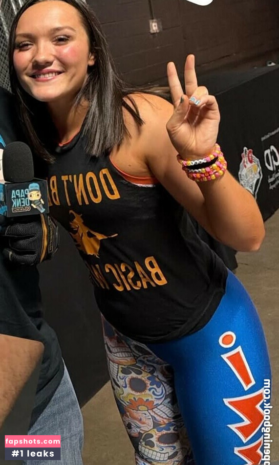 Izzy Moreno Nude Leaks OnlyFans Photos #26 - LeakJerk