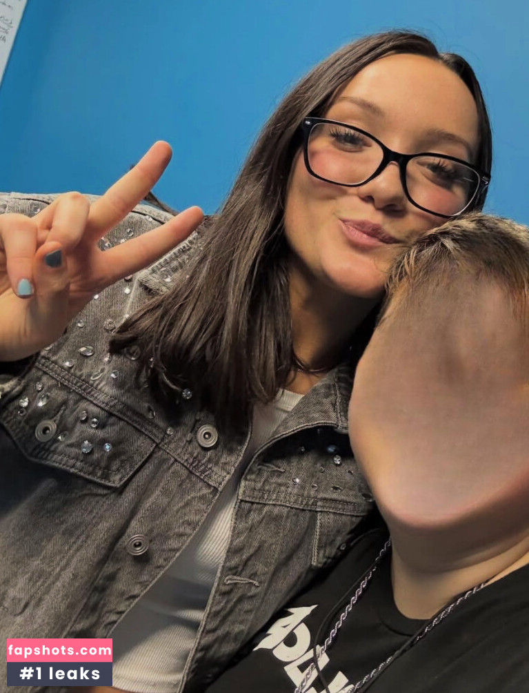 Izzy Moreno Nude Leaks OnlyFans Photos #27 - LeakJerk