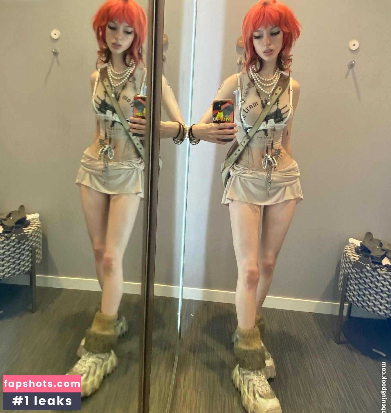 Izzy Rojo gallery photo #18