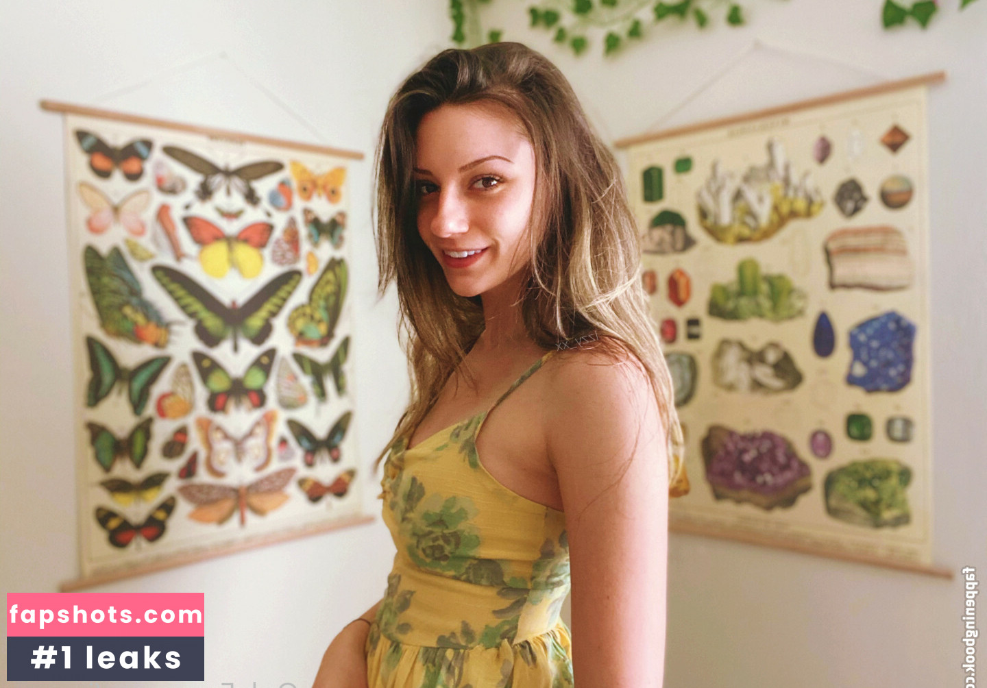 Izzy_xx gallery photo #79