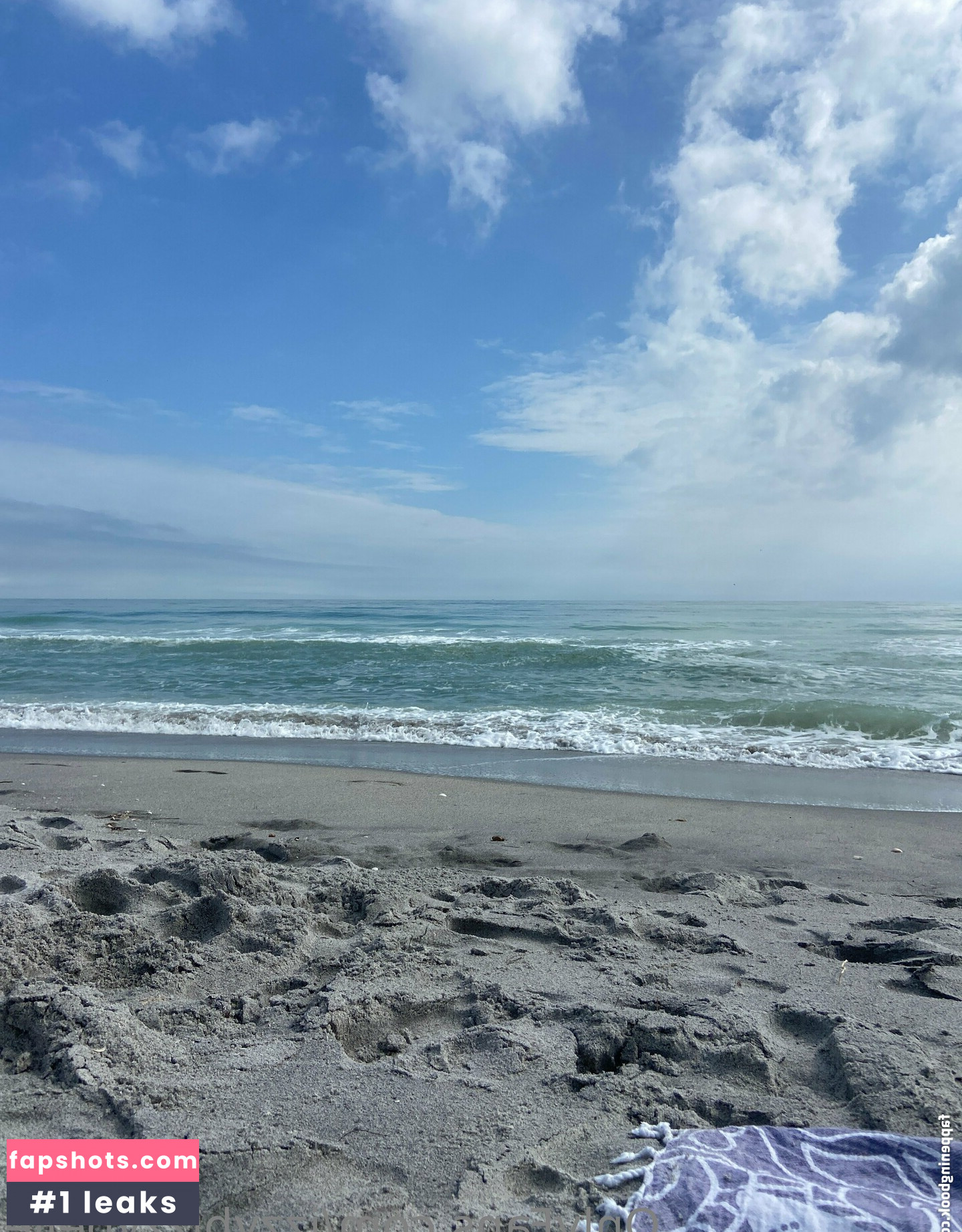 izzybizzybelle gallery photo #2