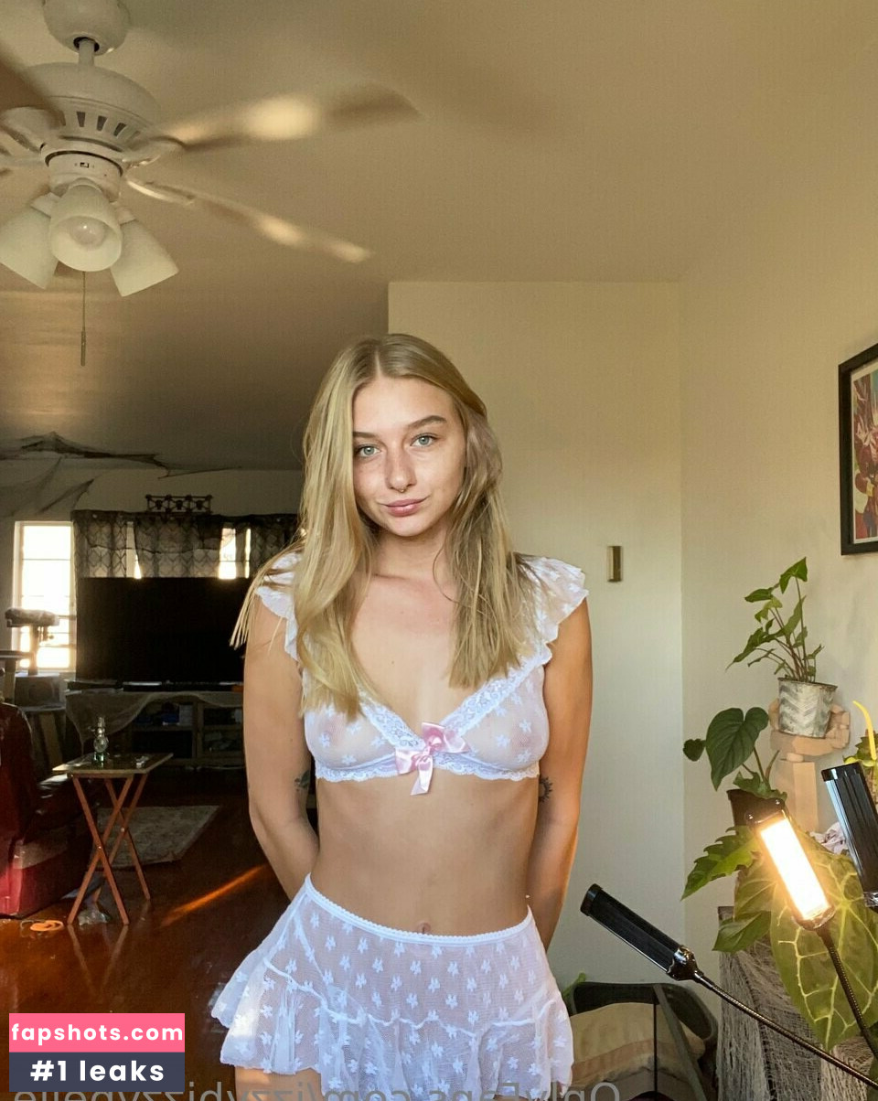 izzybizzybelle gallery photo #63