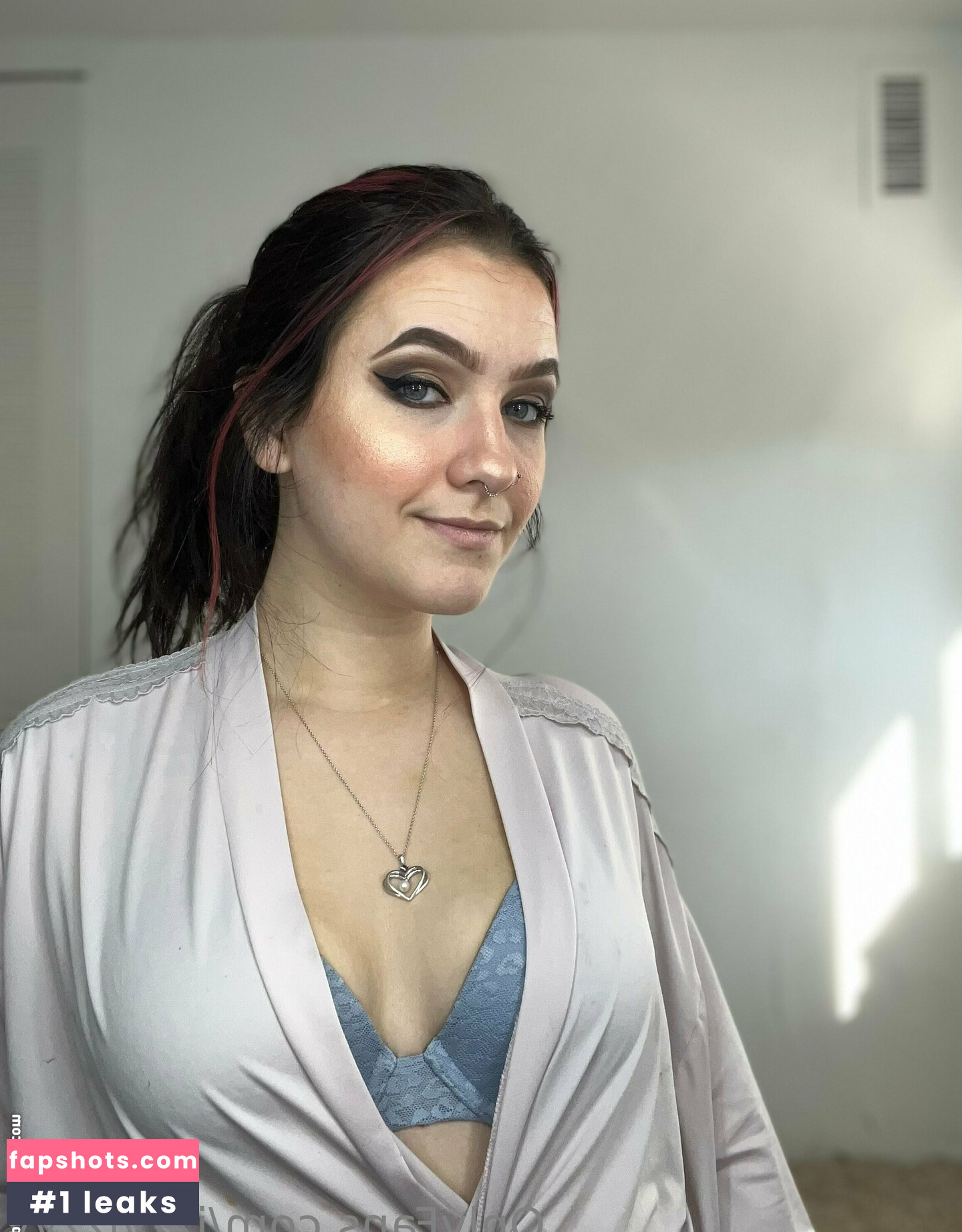 izzyizzyy gallery photo #8