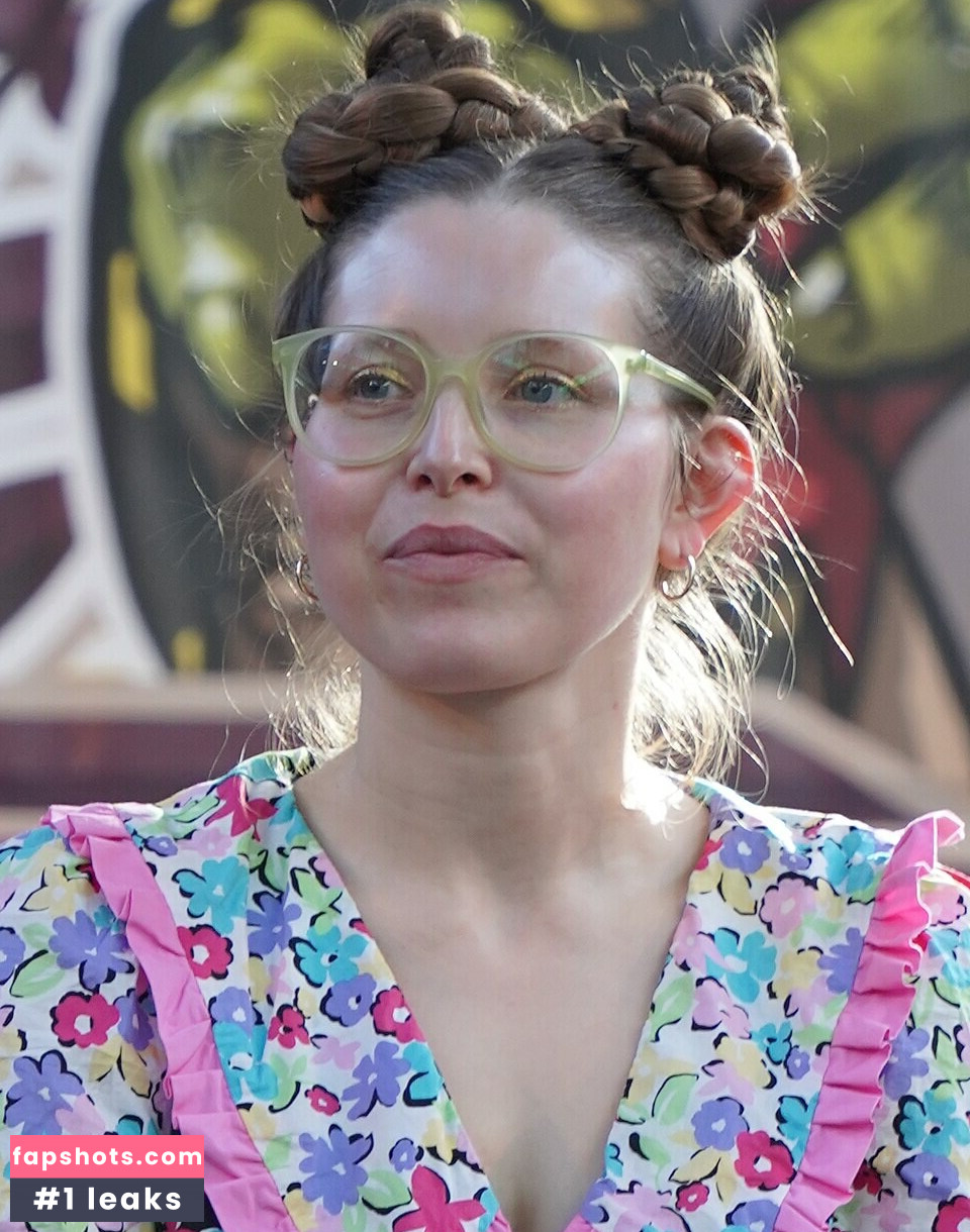 J Jessie Cave gallery photo #8