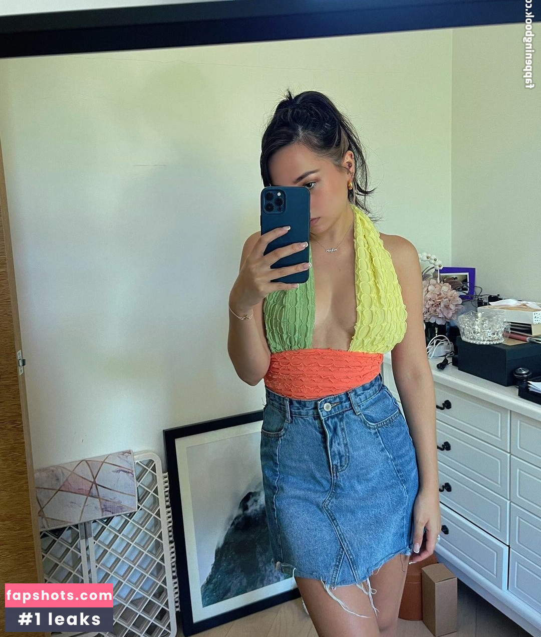 J Lou 林欣 gallery photo #15