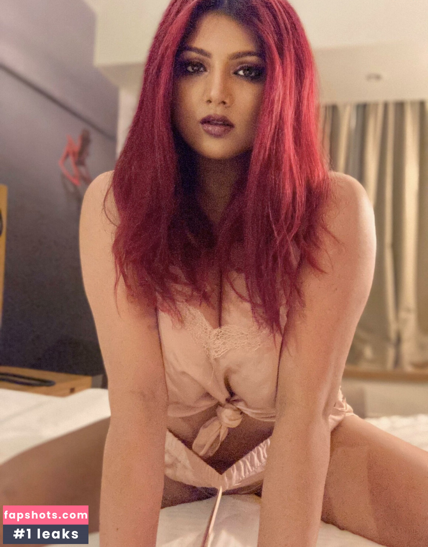 J0shna Fernand0 gallery photo #15