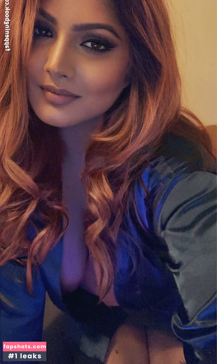 J0shna Fernand0 gallery photo #21