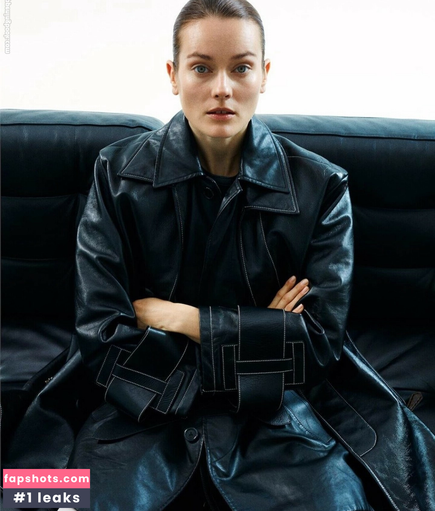 Jac Monika gallery photo #2