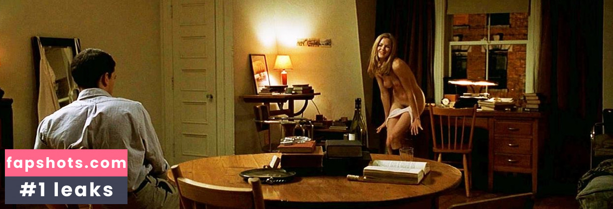 Jacinda Barrett gallery photo #16