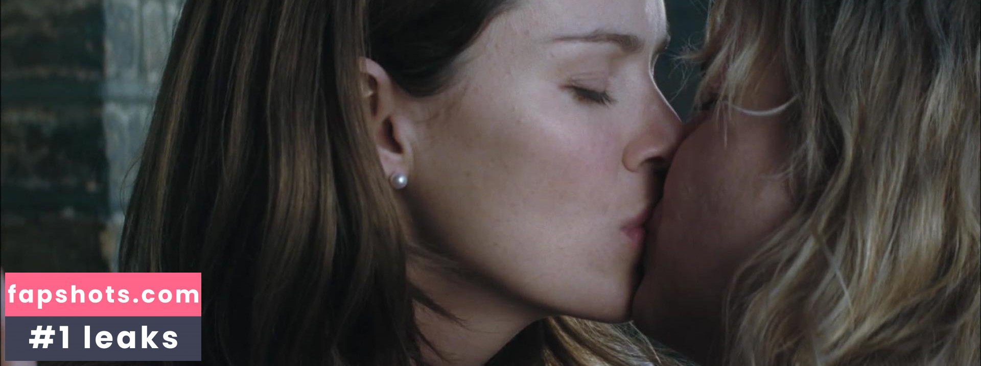 Jacinda Barrett gallery photo #18