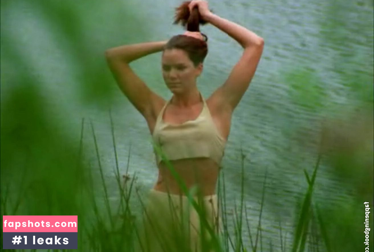 Jacinda Barrett gallery photo #7