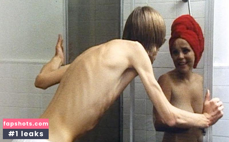 Jacki Weaver gallery photo #6