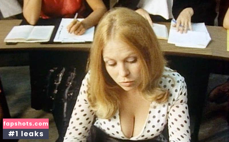 Jacki Weaver gallery photo #7