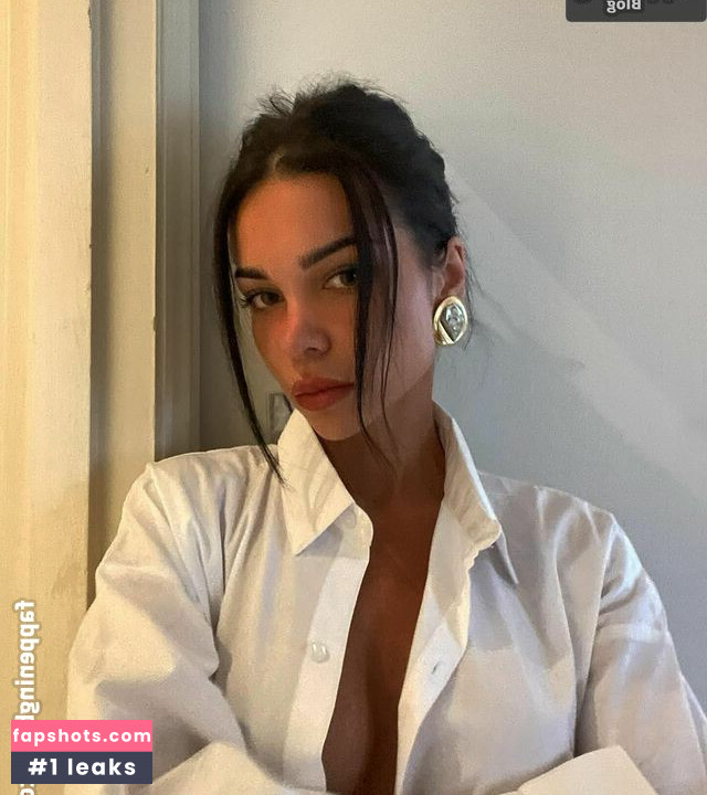 Jackie Apostel nude babe gallery