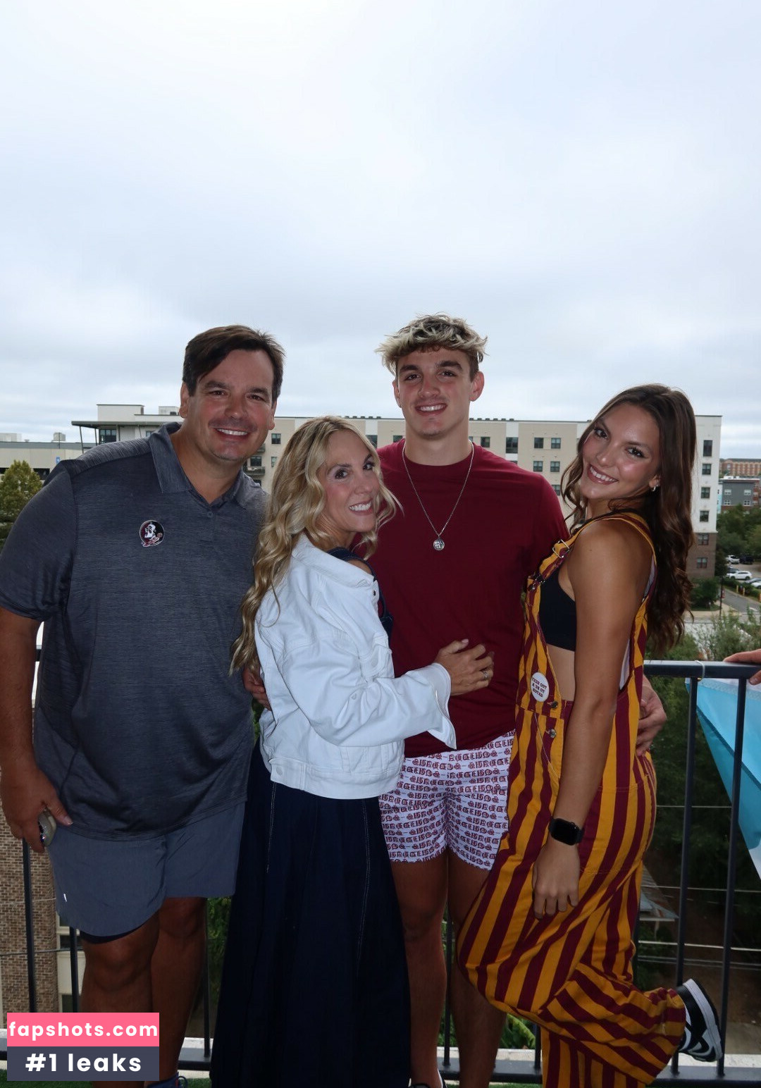 Jackie Aron gallery photo #41