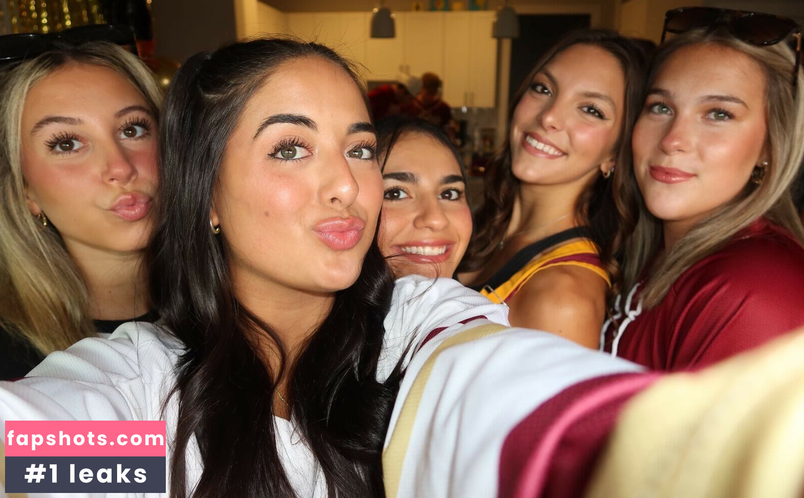 Jackie Aron gallery photo #42