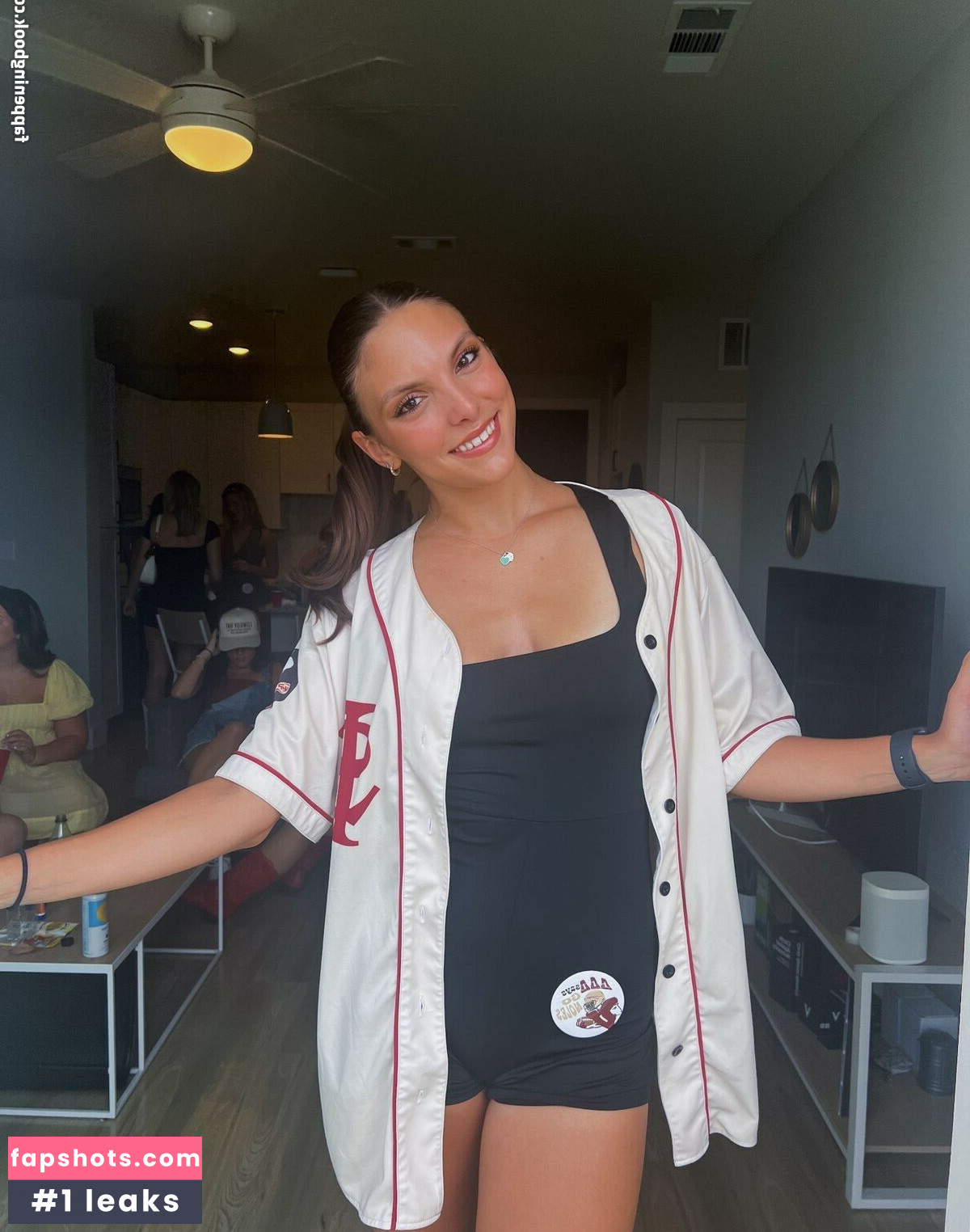 Jackie Aron gallery photo #60