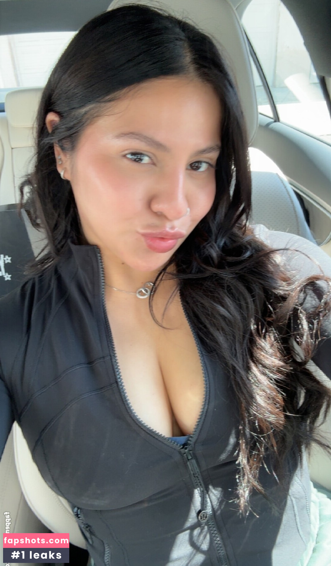 Jackie Figueroa gallery photo #5